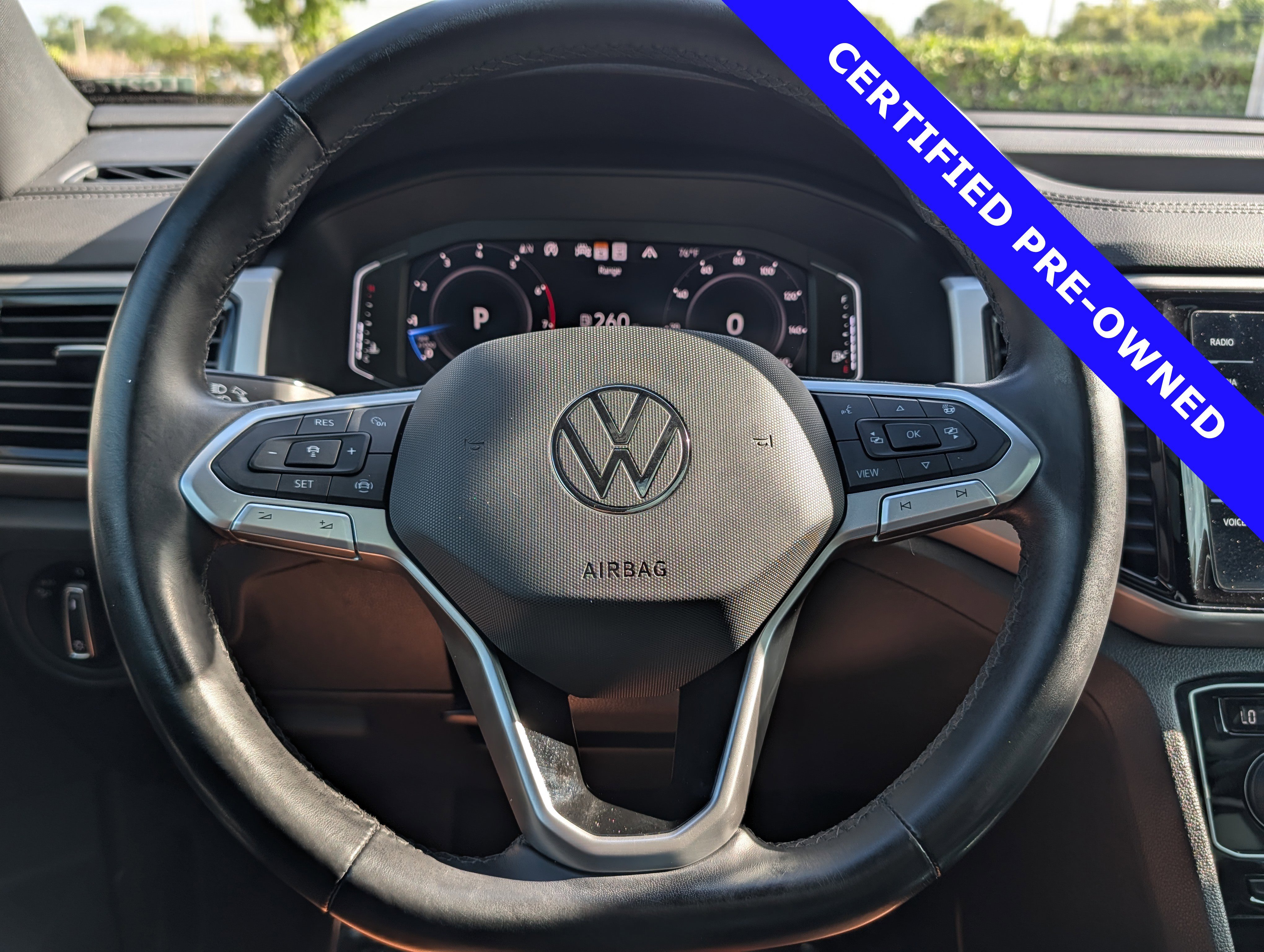 Used 2020 Volkswagen Atlas Cross Sport SEL Premium AWD/4WD image 28