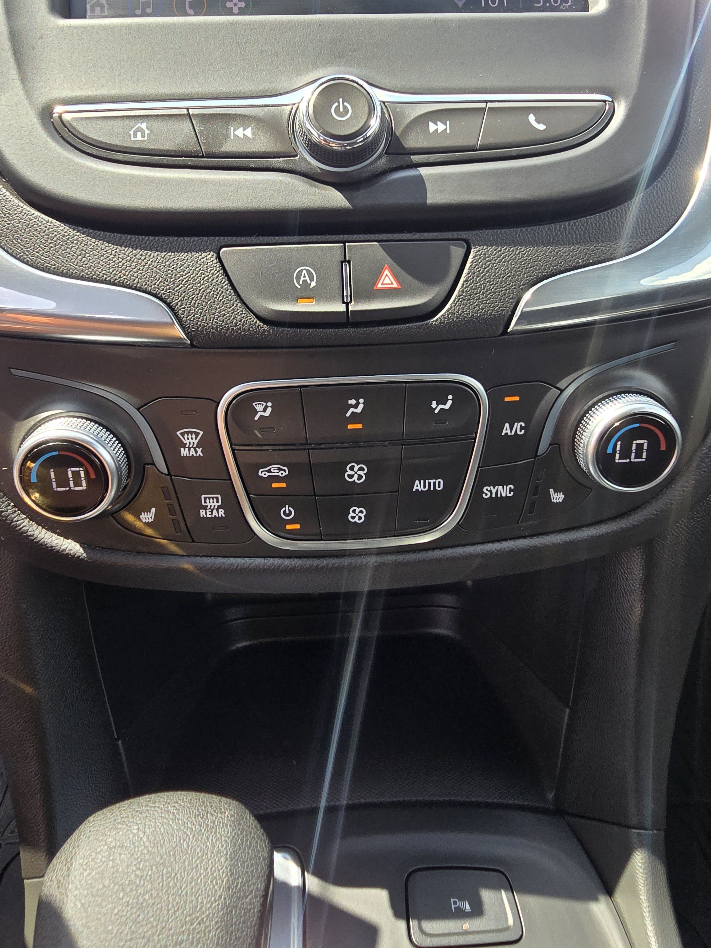 Used 2023 Chevrolet Equinox LT FWD image 22