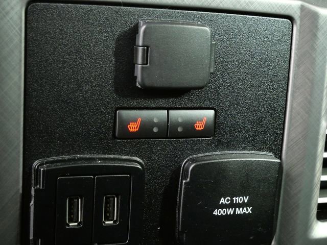 Certified 2018 Ford F150 Limited w/ Trailer Tow Package image 18