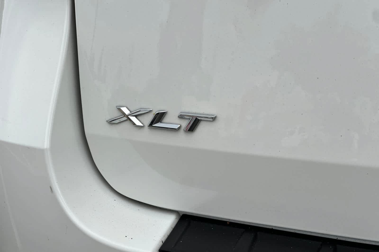 Certified 2023 Ford Explorer XLT w/ Equipment Group 202A RWD image 30