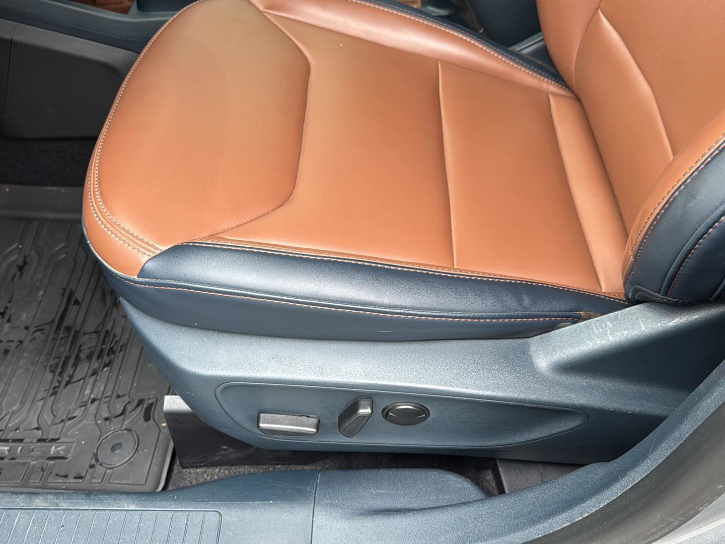 Certified 2023 Ford Maverick Lariat w/ Equipment Group 500A Standard image 27