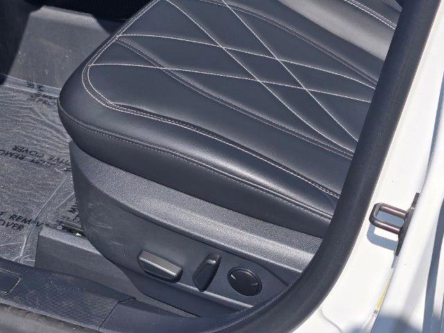 Certified 2025 Ford Mustang Mach-E Select w/ Comfort Package Lite AWD/4WD image 22