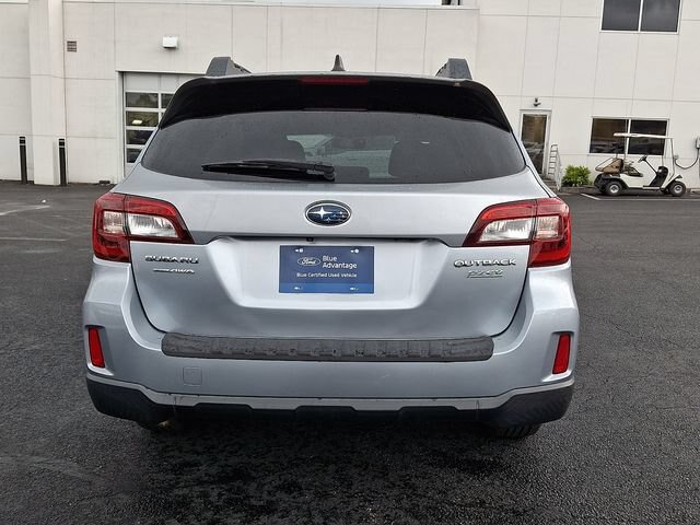 Used 2017 Subaru Outback 2.5i Premium w/ Popular Package #2 AWD/4WD image 5
