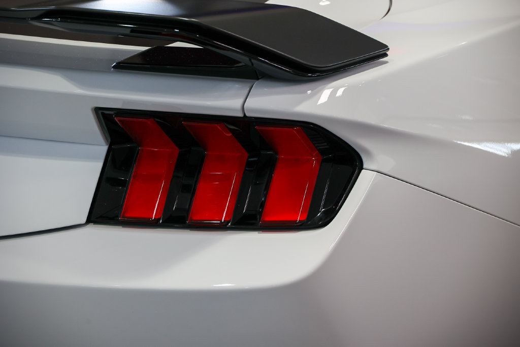 Certified 2025 Ford Mustang Dark Horse RWD image 28