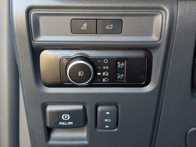 Certified 2023 Ford Expedition Limited image 21