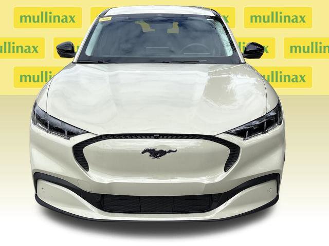 Certified 2025 Ford Mustang Mach-E Select w/ Comfort Package Lite image 7