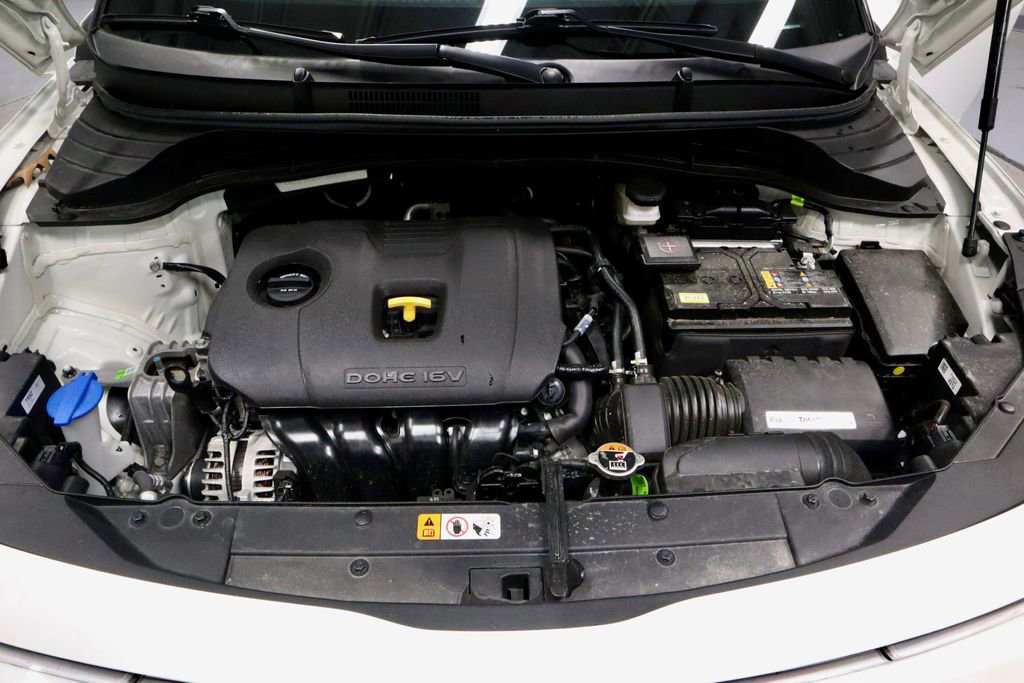 Used 2025 Kia Soul LX w/ LX Technology Package image 16