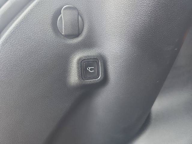 Used 2020 Jeep Compass High Altitude AWD/4WD image 13