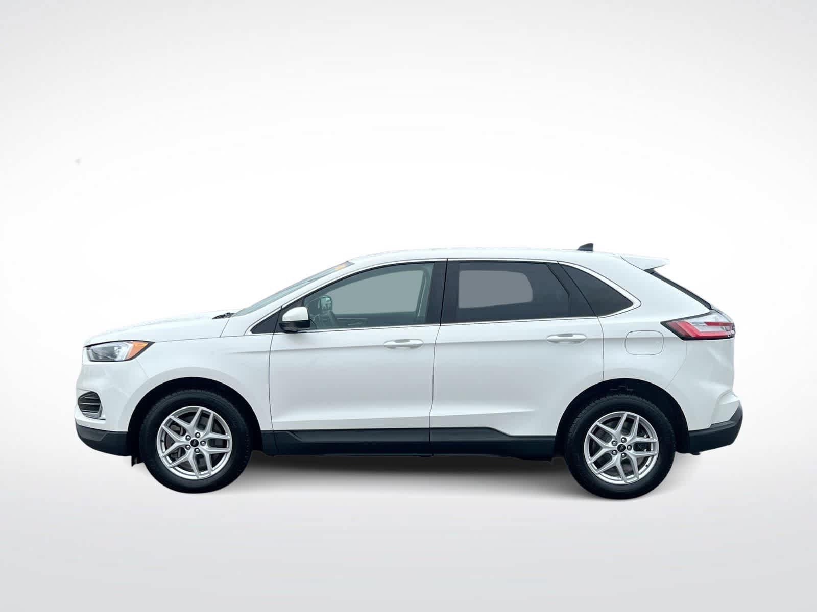 Certified 2024 Ford Edge SEL w/ Convenience Package AWD/4WD image 5