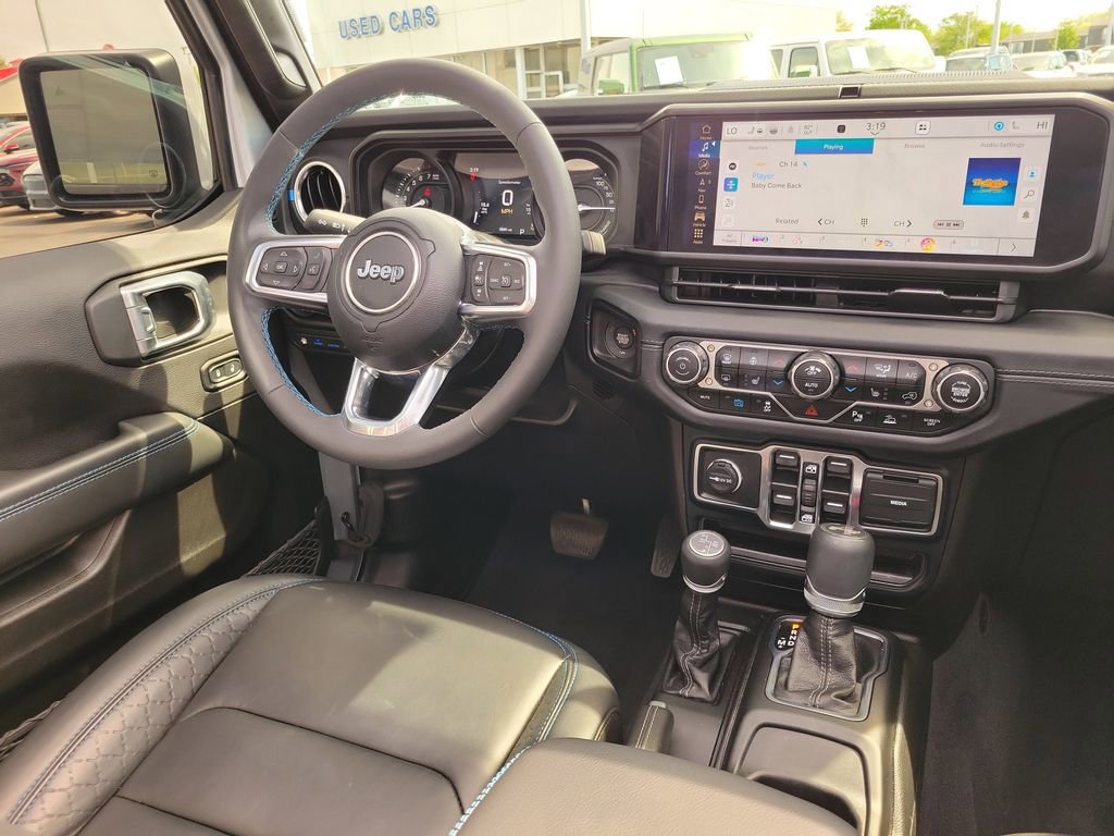 Used 2024 Jeep Wrangler High Altitude AWD/4WD image 13