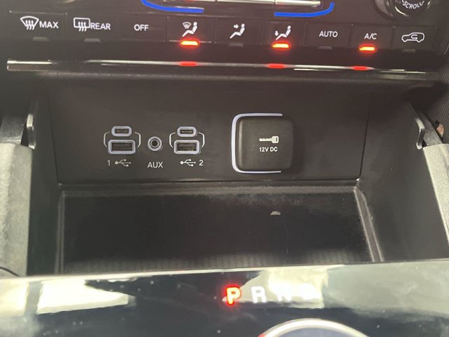 Used 2025 Jeep Grand Cherokee L Altitude AWD/4WD image 29