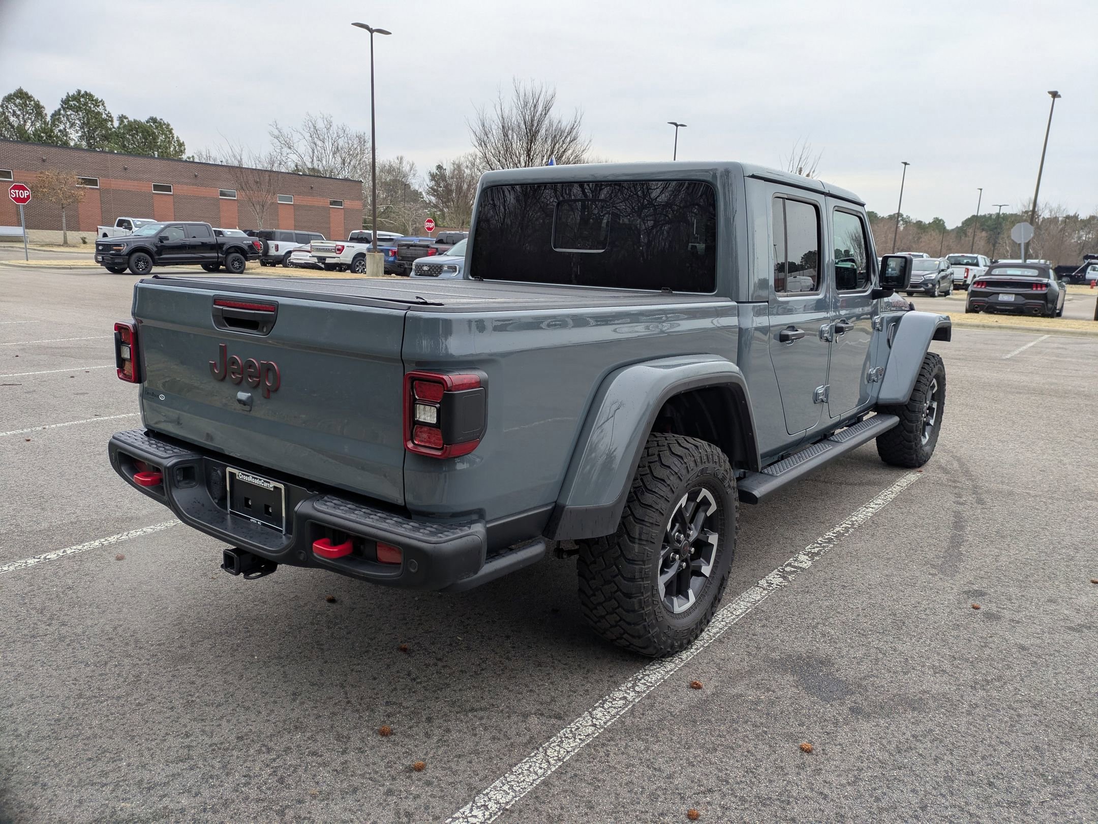 Used 2024 Jeep Gladiator Rubicon image 6
