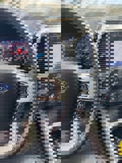 Certified 2021 Ford F350 Lariat w/ Chrome Package image 17