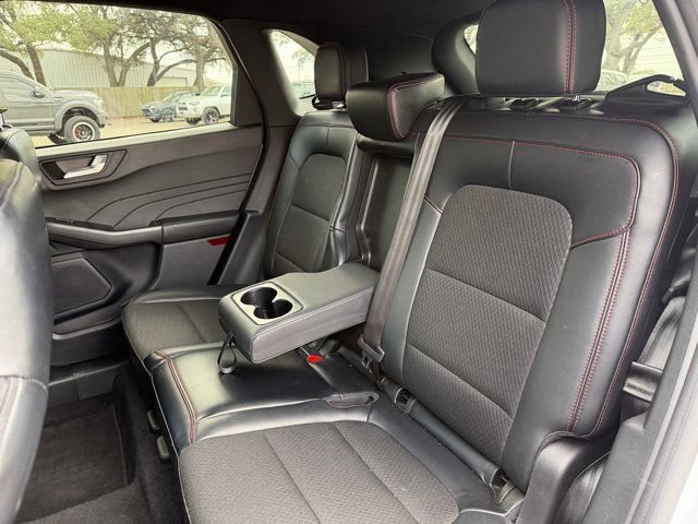 Certified 2025 Ford Escape ST-Line FWD image 17