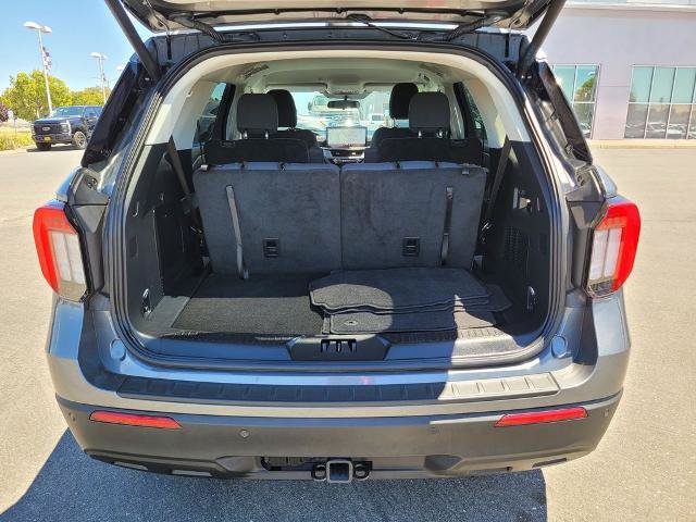 Certified 2026 Ford Explorer Active RWD image 11