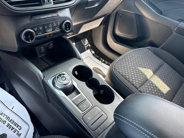 Certified 2025 Ford Escape Active FWD image 17