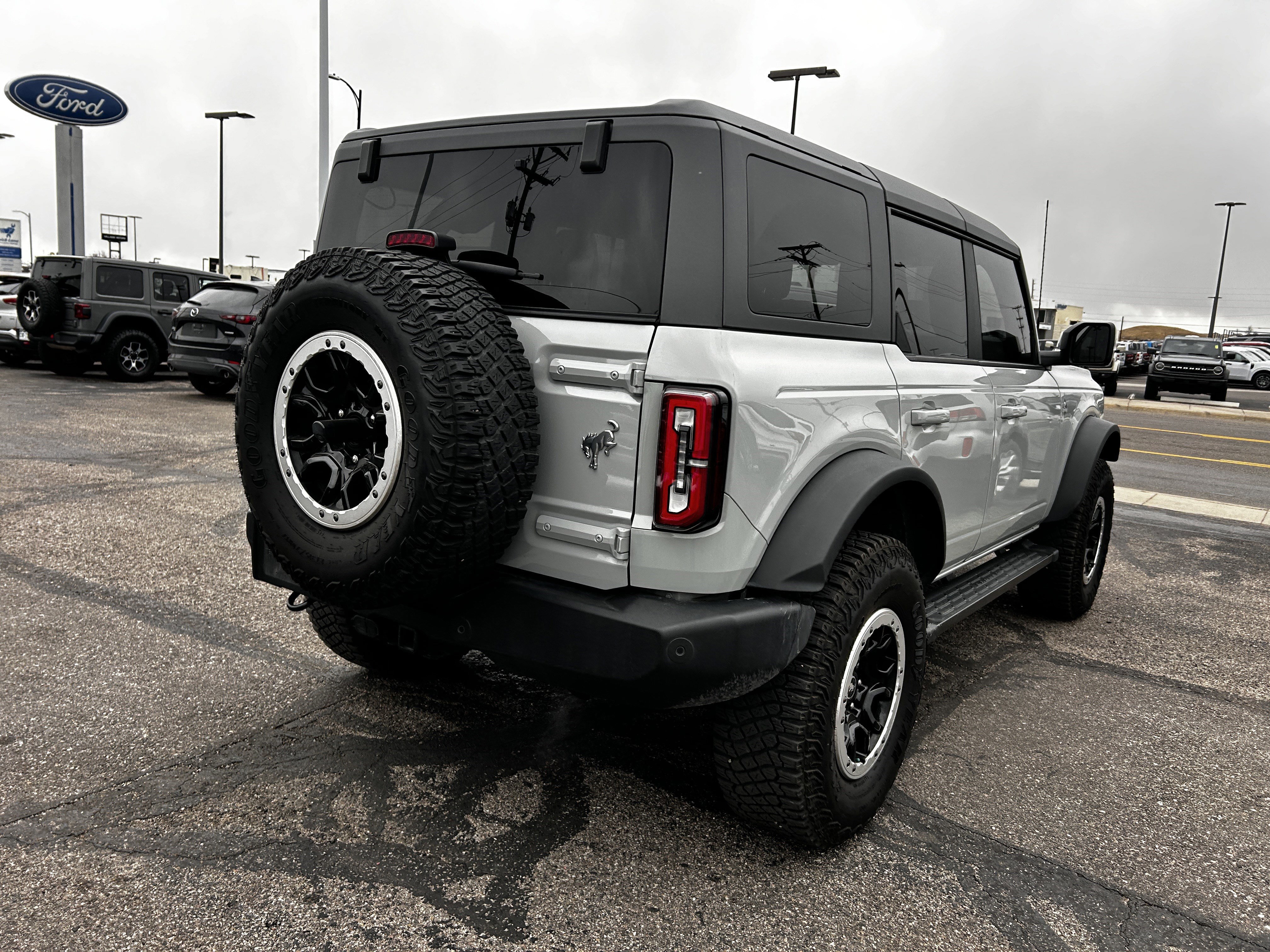 Certified 2024 Ford Bronco Outer Banks w/ Sasquatch Package image 6