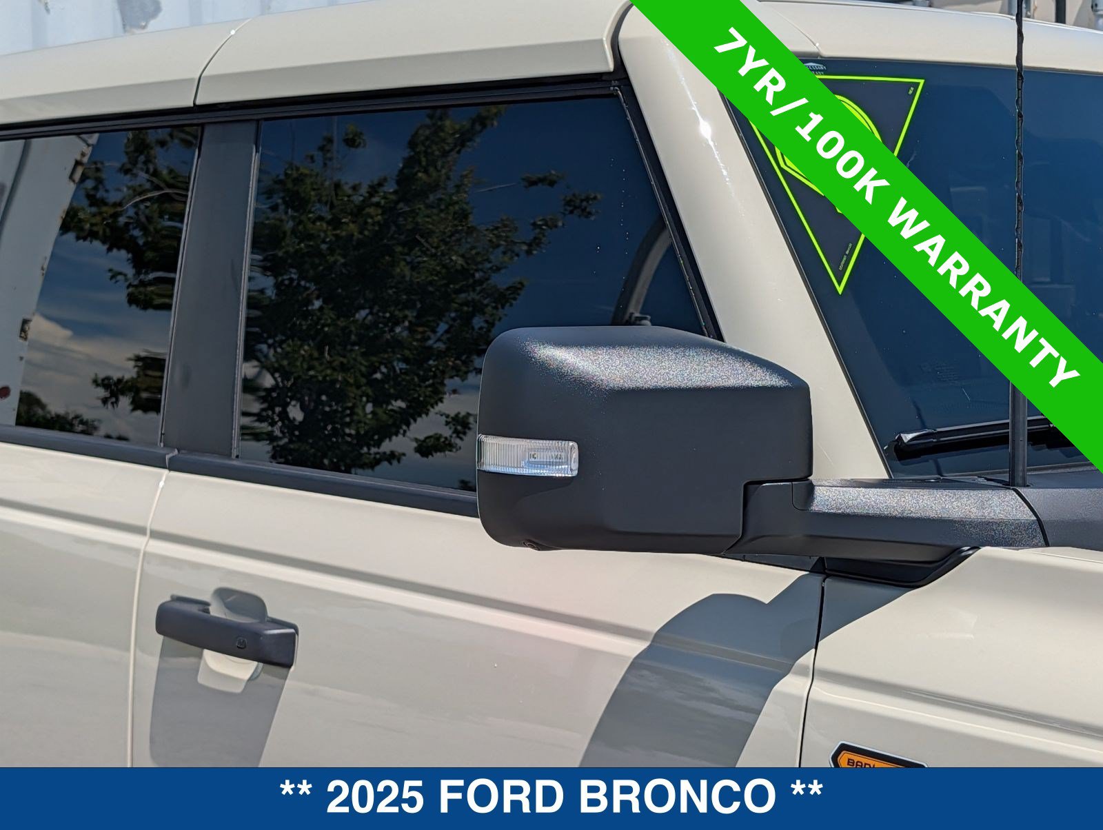 Certified 2025 Ford Bronco Badlands AWD/4WD image 11