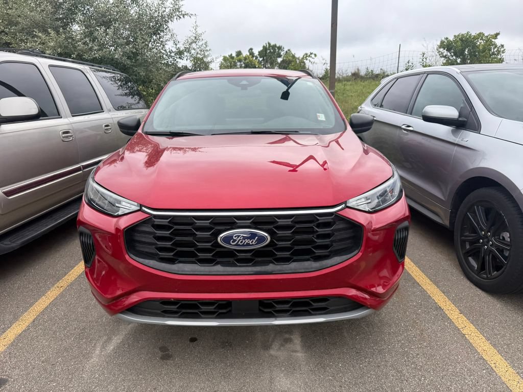 Certified 2024 Ford Escape ST-Line w/ Tech Pack #1 AWD/4WD image 2