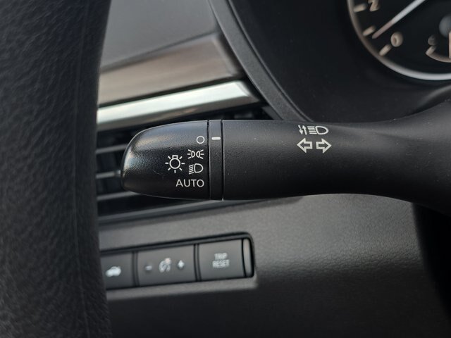 Used 2025 Nissan Altima 2.5 SV FWD image 26
