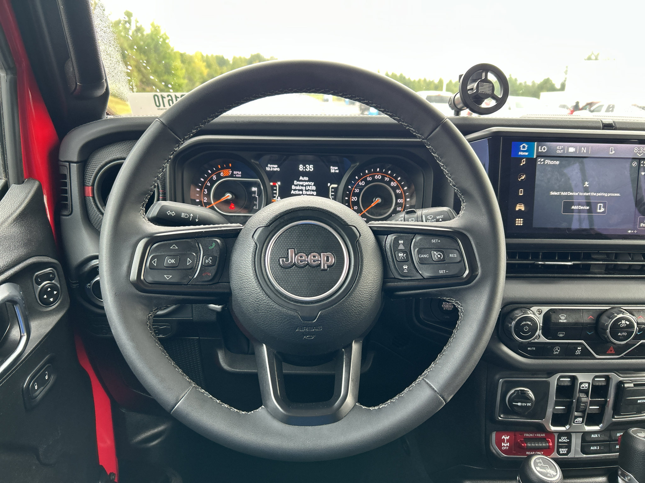 Used 2025 Jeep Wrangler Unlimited Rubicon AWD/4WD image 13