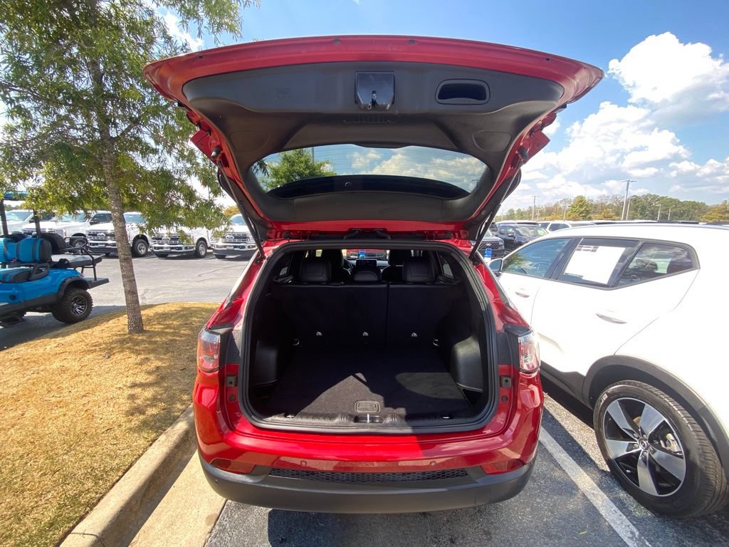Used 2025 Jeep Compass Limited AWD/4WD image 27