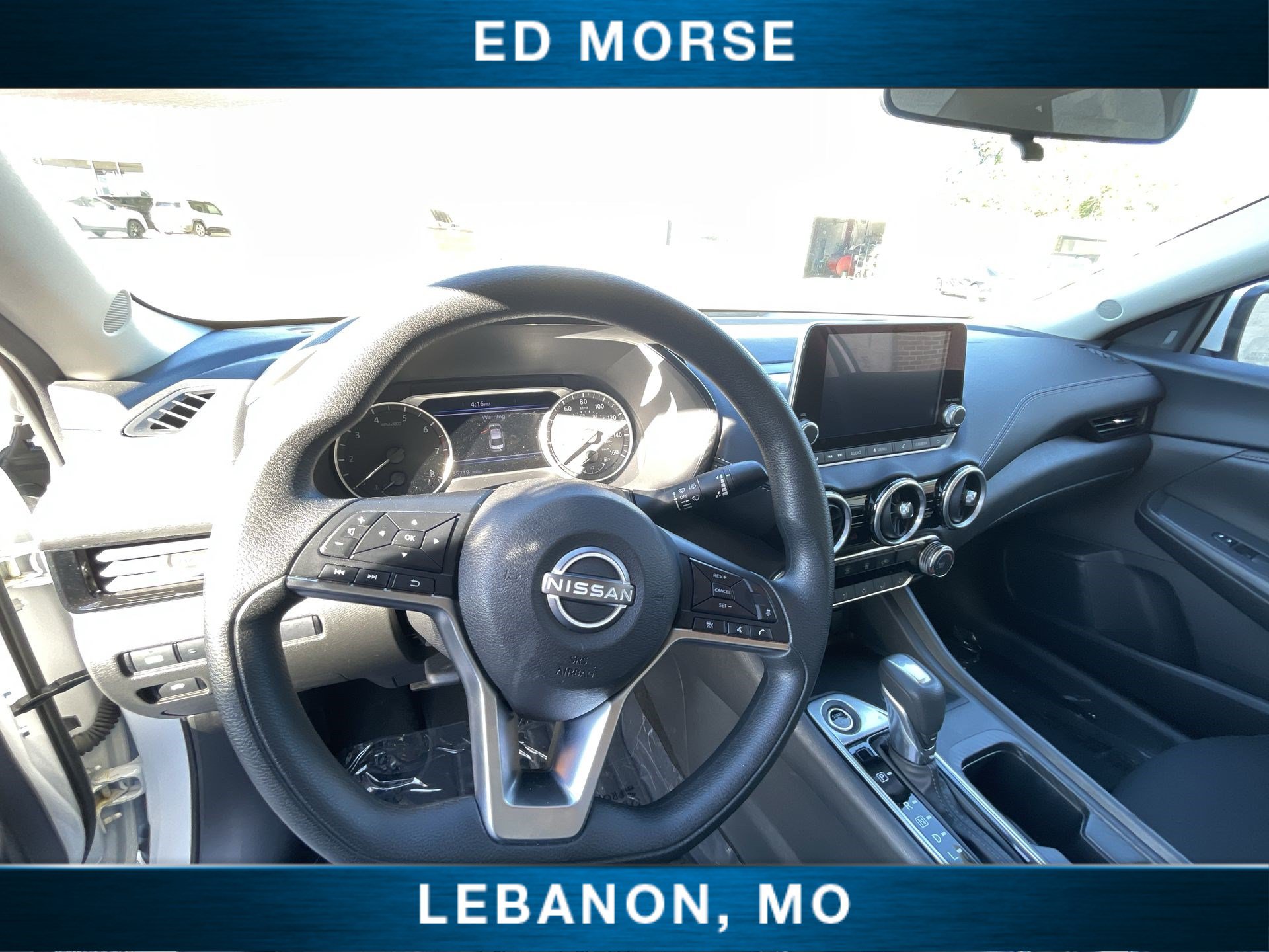 Used 2025 Nissan Sentra SV FWD image 10