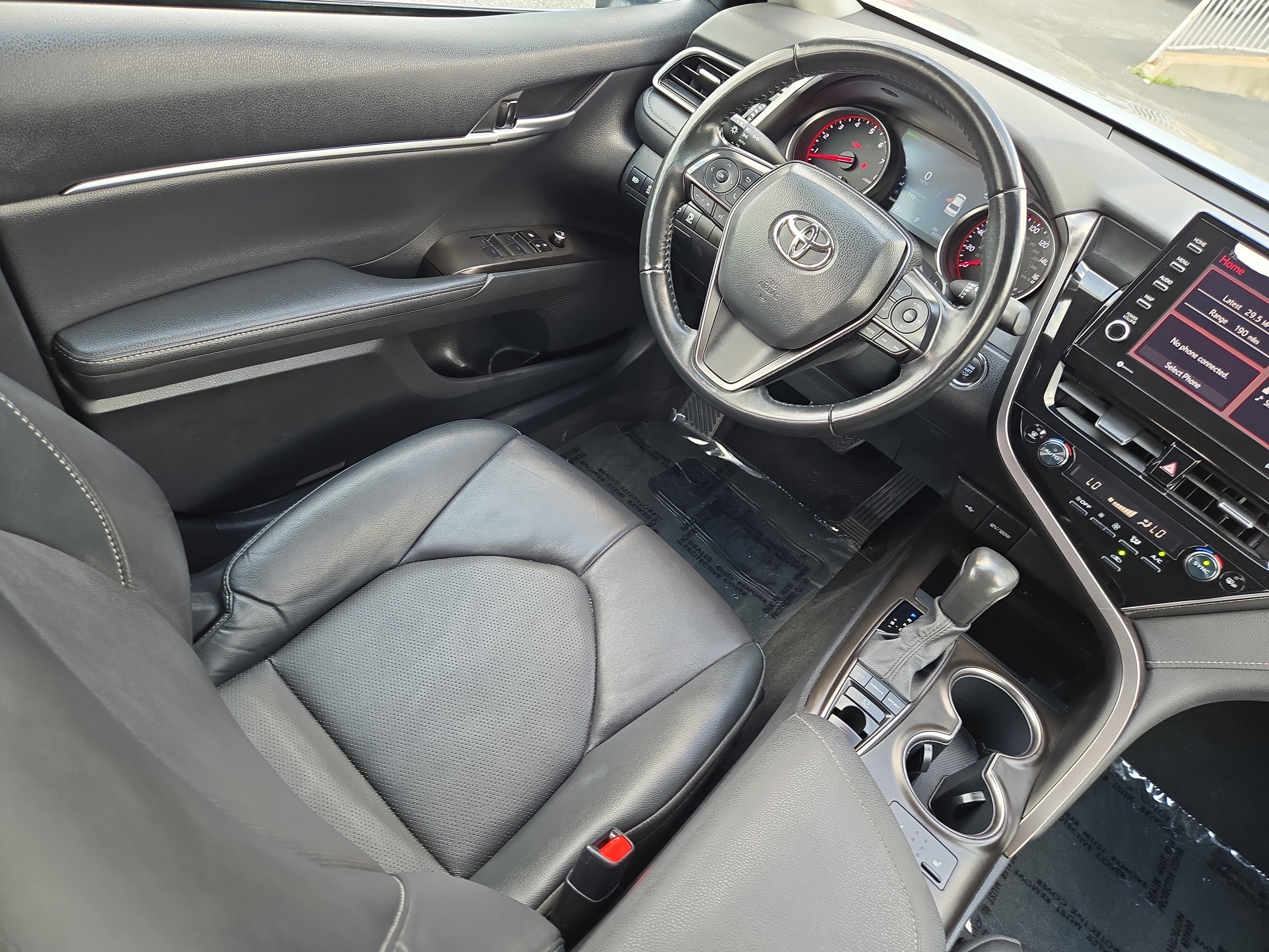Used 2024 Toyota Camry XSE FWD image 15