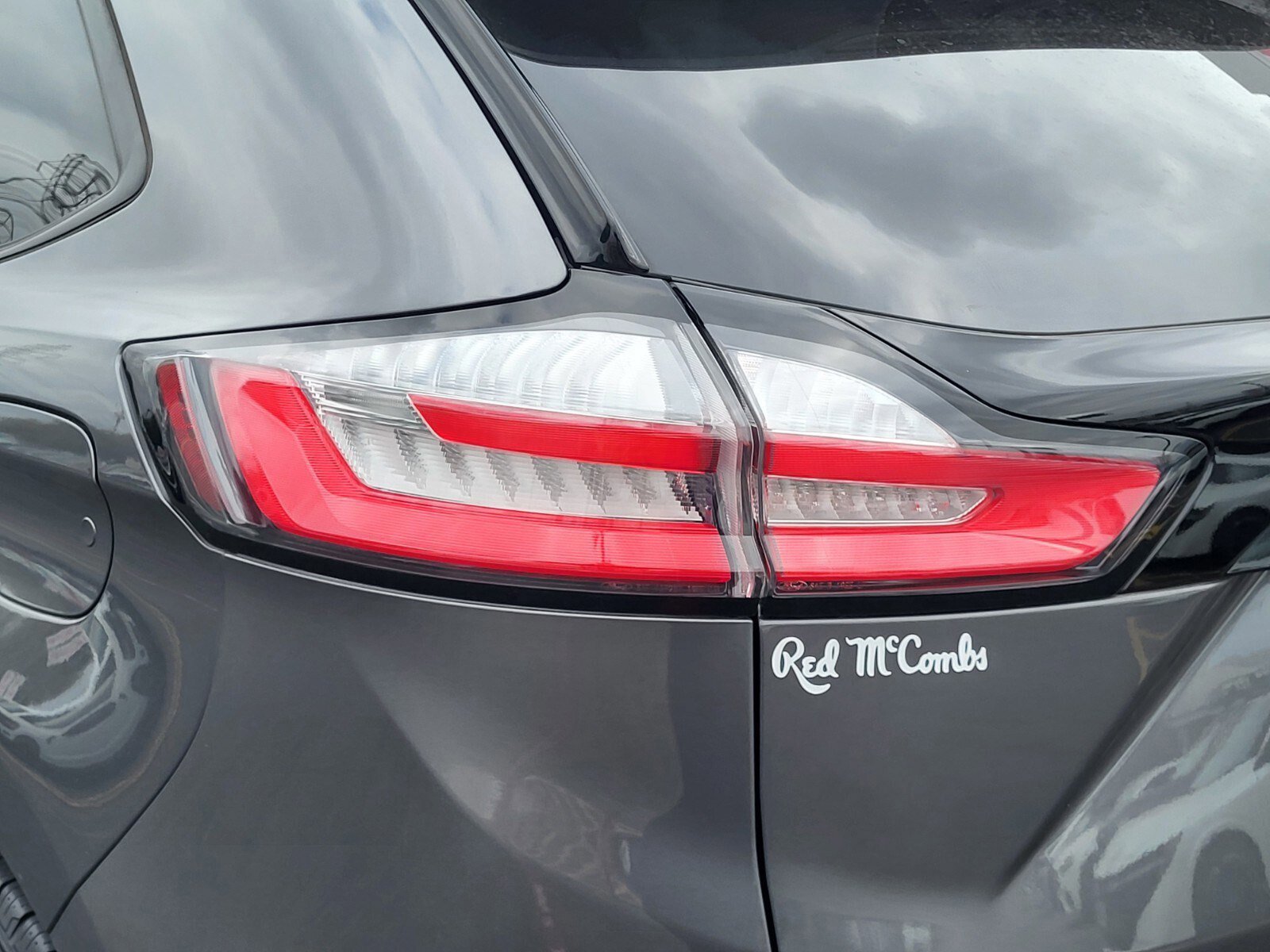 Certified 2022 Ford Edge SE image 10