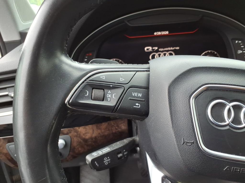 Used 2018 Audi Q7 3.0T Prestige AWD/4WD image 18