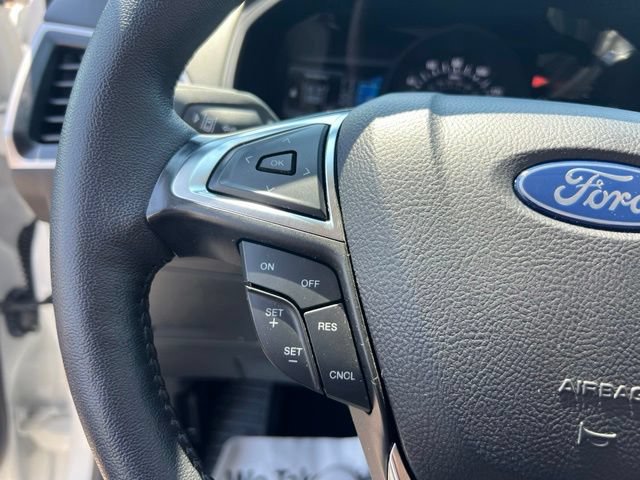 Certified 2024 Ford Edge SEL w/ Convenience Package AWD/4WD image 9