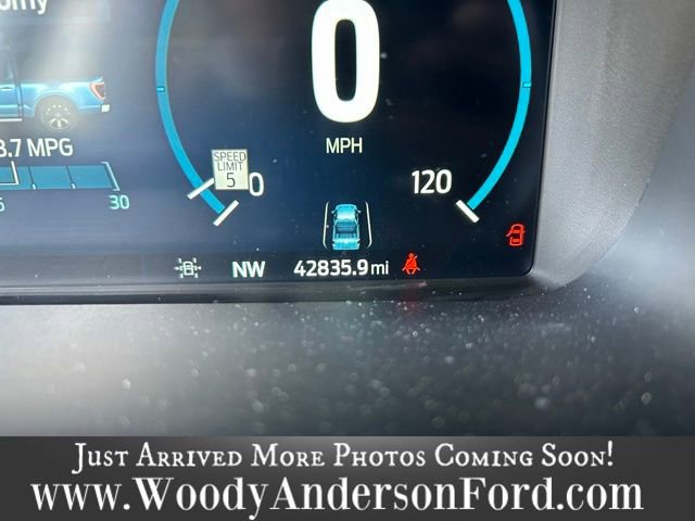 Certified 2022 Ford F150 Lariat w/ Equipment Group 502A High image 13