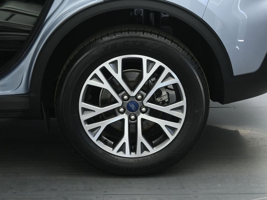 Certified 2022 Ford Escape SEL w/ Class II Trailer Tow Package image 50