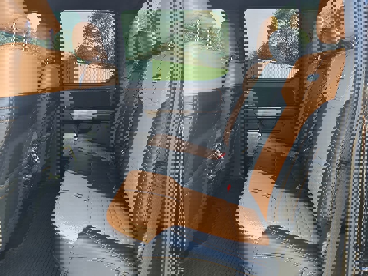 Certified 2024 Ford F250 Platinum image 12