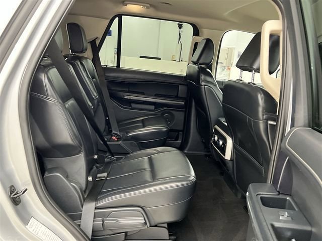 Certified 2023 Ford Expedition XLT image 12