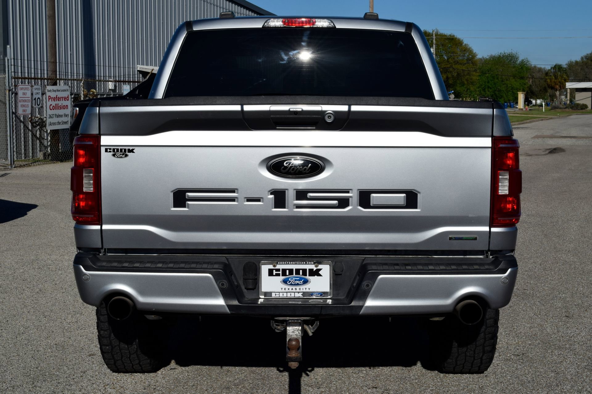 Certified 2022 Ford F150 XLT w/ Equipment Group 302A High image 5