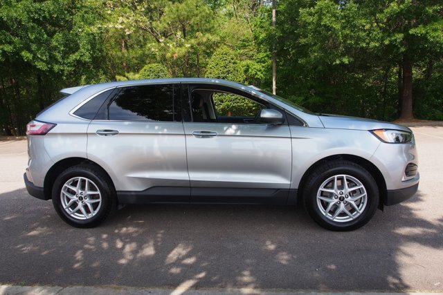 Certified 2024 Ford Edge SEL w/ Convenience Package AWD/4WD image 8