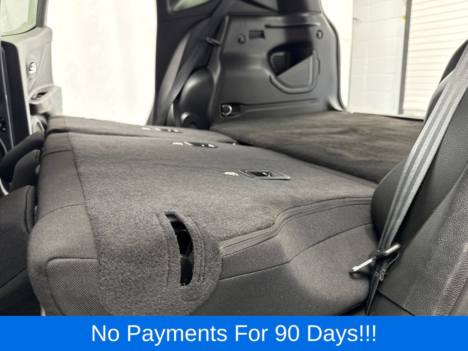 Used 2023 Jeep Renegade Latitude AWD/4WD image 37