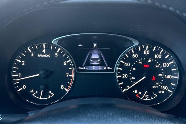 Used 2020 Nissan Pathfinder SL FWD image 25