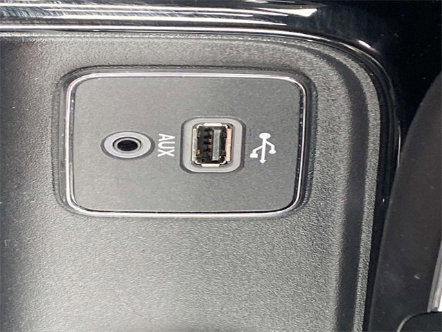 Used 2018 Jeep Compass Limited w/ Navigation Group image 30