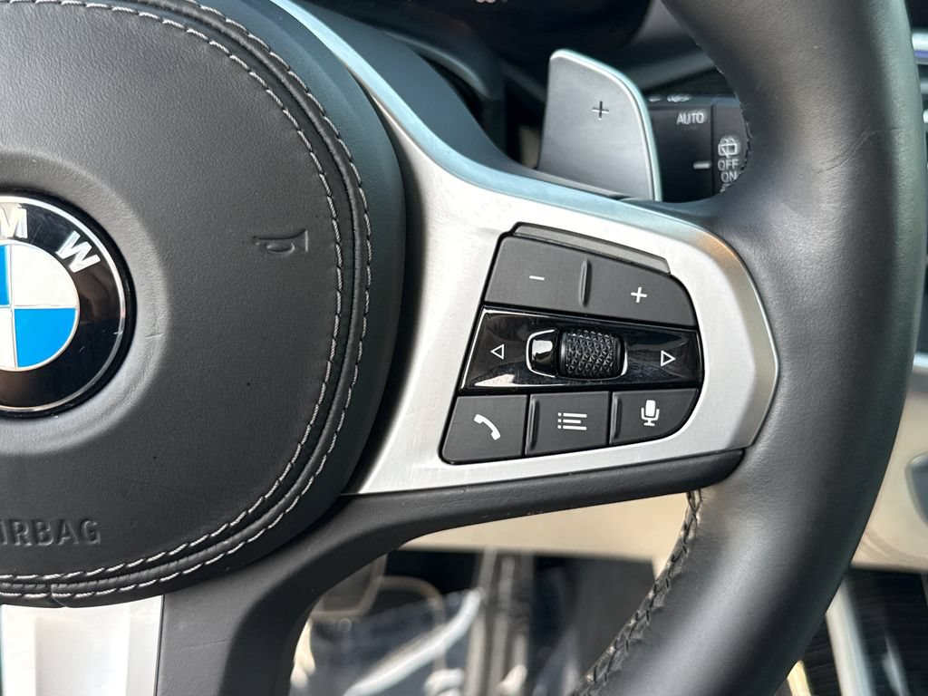 Used 2020 BMW X7 M50i AWD/4WD image 17