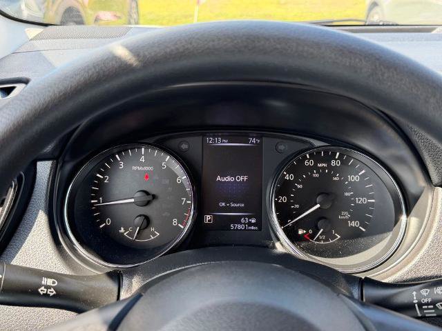 Used 2018 Nissan Rogue Sport S AWD/4WD image 16