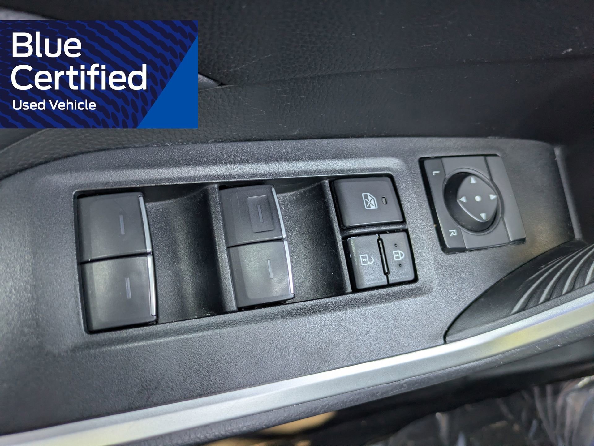 Used 2023 Toyota RAV4 XLE FWD image 27