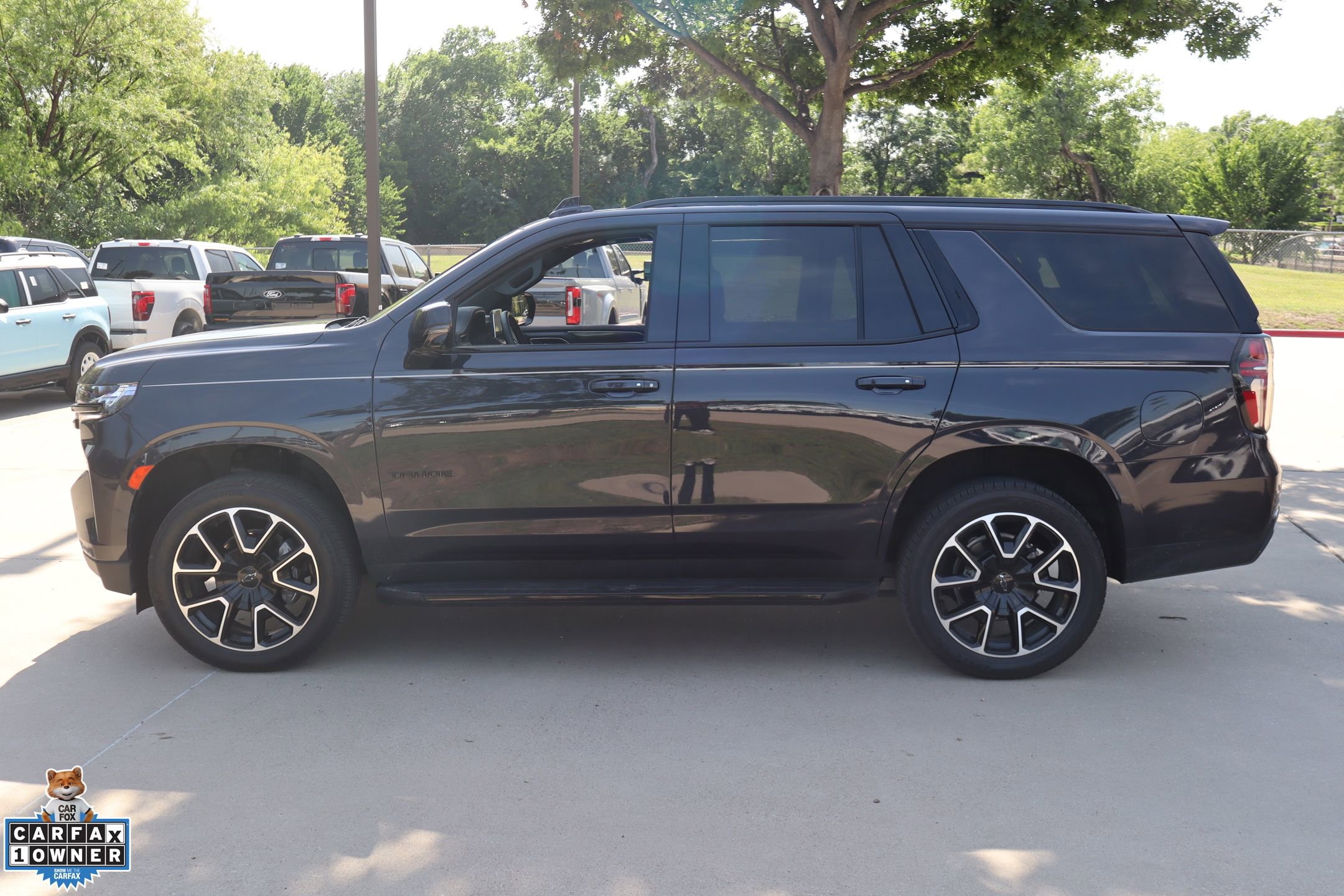 Used 2024 Chevrolet Tahoe RST w/ Luxury Package RWD image 7