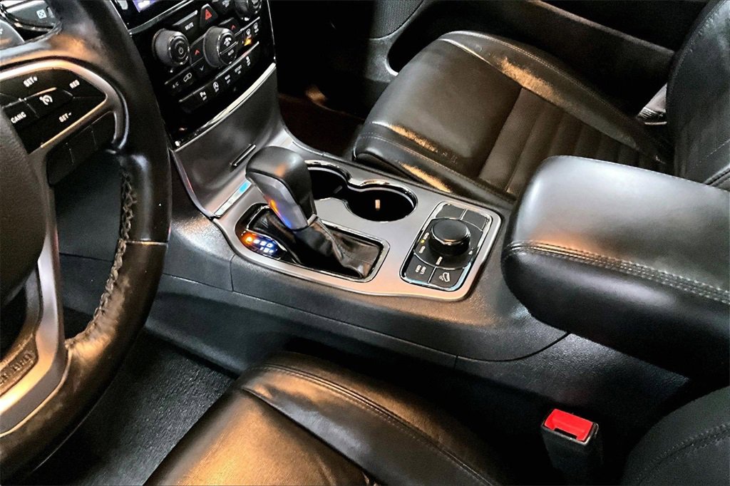 Used 2020 Jeep Grand Cherokee Limited X image 16