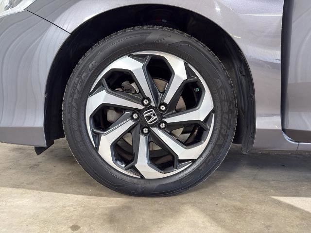 Used 2017 Honda Accord EX image 11