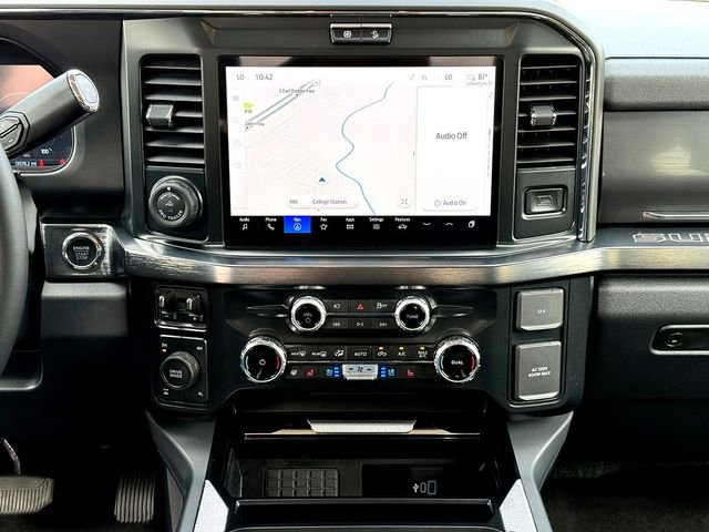 Certified 2025 Ford F250 Lariat w/ Lariat Ultimate Package AWD/4WD image 26