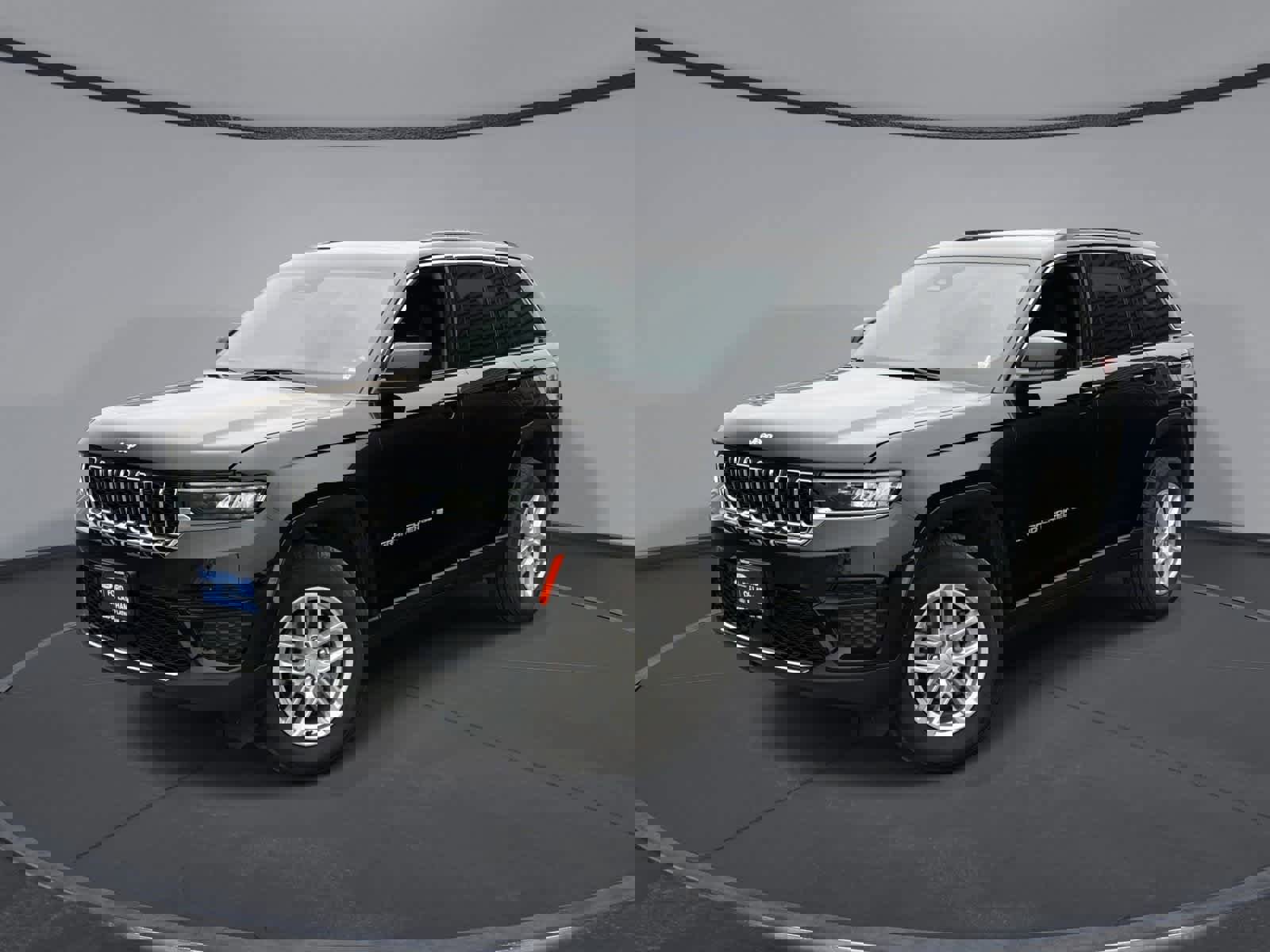 Used 2025 Jeep Grand Cherokee Laredo X