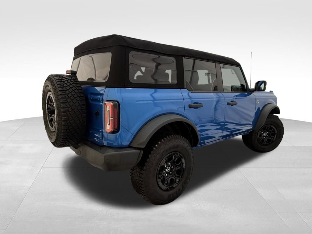 Certified 2023 Ford Bronco Wildtrak image 3