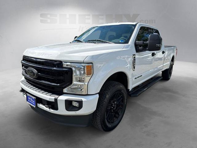 Certified 2022 Ford F250 XLT w/ Black Appearance Package AWD/4WD image 15